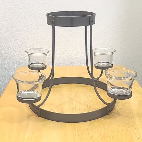 Metal multi teired adjustable candle holder - Picture 4 of 4